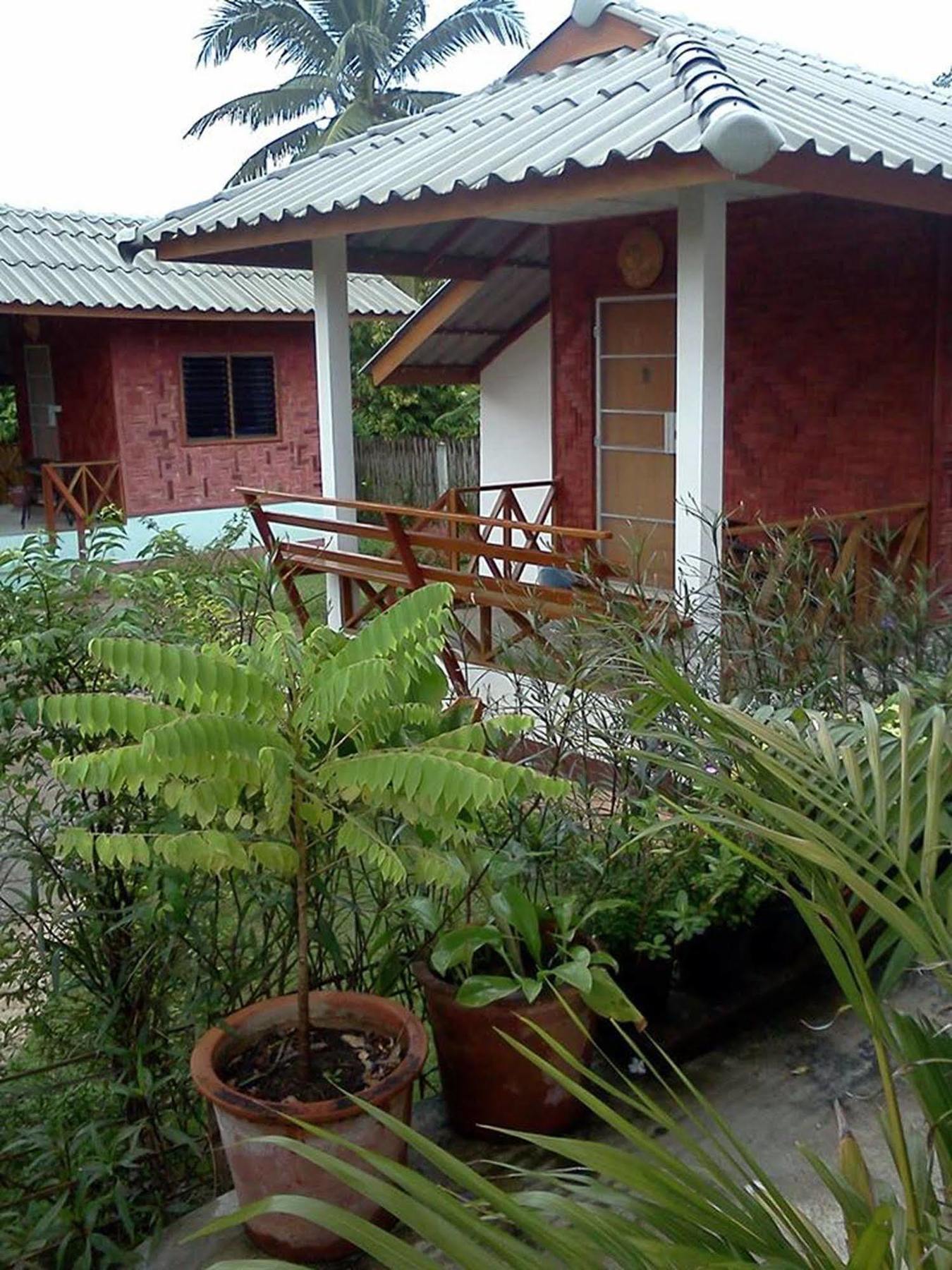 Sarm Mork Guest House Mae Hong Son Exterior foto